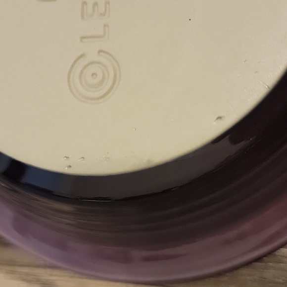 Le Creuset Cassis Set of 4 Petite Pie Dishes - Picture 12 of 13